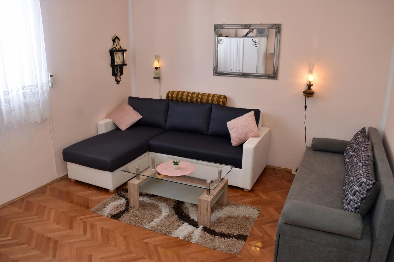 Apartment Eva 扎达尔 外观 照片
